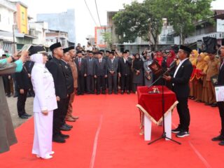 Birokrasi Sidrap Lebih 'Merakyat': Bupati Lantik Pejabat di Tengah Pedagang Pasar!