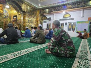 Sejukkan Wilayah Lewat Sajadah, Babinsa Kodim 1420/Sidrap Gelar Safari Subuh Serentak