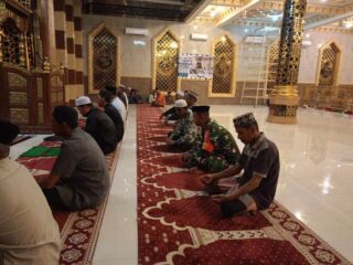 Babinsa Ramil Jajaran Kodim 1420/Sidrap Gelar Safari Sholat di Wilayah Binaan