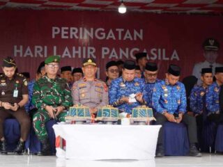 Kasdim 1420/Sidrap Hadiri Upacara Integritas Nasional dan Pelepasan Delegasi Daerah ke Gorontalo dan Malang