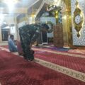 Jalin Kedekatan dengan Masyarakat, Babinsa Jajaran Kodim 1420/Sidrap Laksanakan Safari Salat Subuh Jamaah