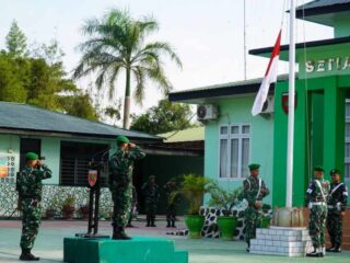 Pasi Log Kodim 1420/Sidrap Pimpin Upacara Bendera Minggu Ke-IV Bulan Juni 2026