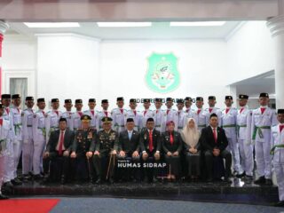 Resmi Dikukuhkan, 45 Paskibraka Sidrap Siap Bertugas di Upacara HUT ke-81 RI