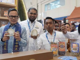Wamendagri Belanja Produk Sidrap di AOE 2026
