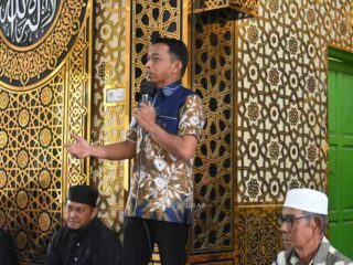 Usai Salat Jumat di Bila Riawa, Syaharuddin Alrif Serap Aspirasi Warga