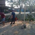 Antisipasi Banjir Saat Musim Hujan, Babinsa Koramil 1420-06/Pancarijang Bersama Warga Bersihkan Saluran Irigasi